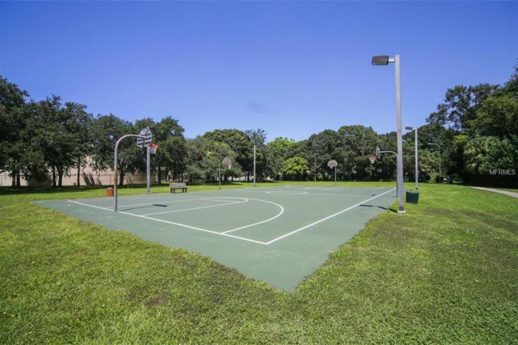 One Bed Suite Near Beaches And Downtown Sarasota Esterno foto