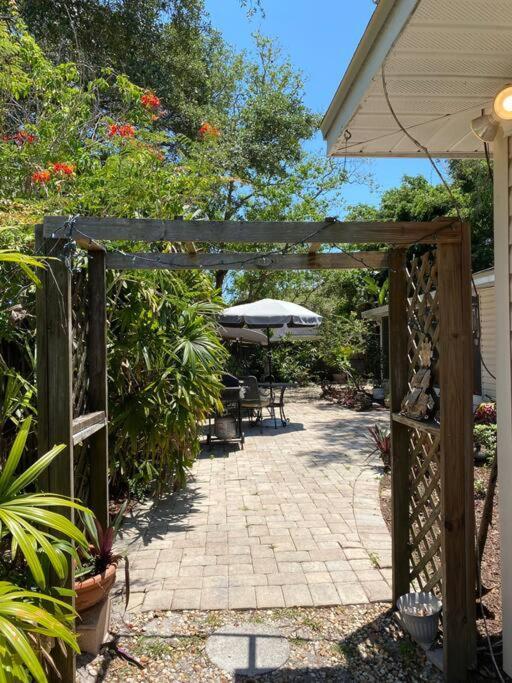 One Bed Suite Near Beaches And Downtown Sarasota Esterno foto