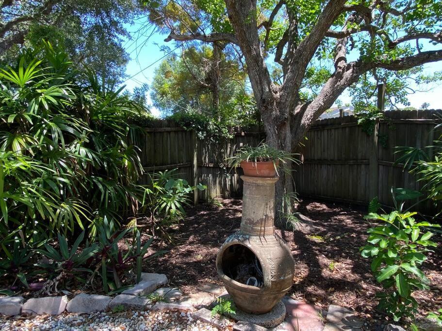 One Bed Suite Near Beaches And Downtown Sarasota Esterno foto